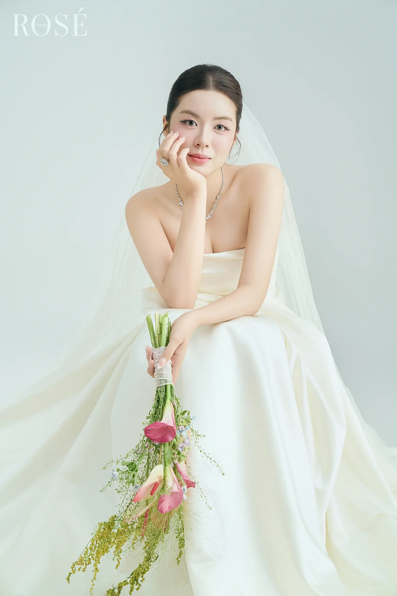 Tạp Chí Editorial · Rosé Wedding