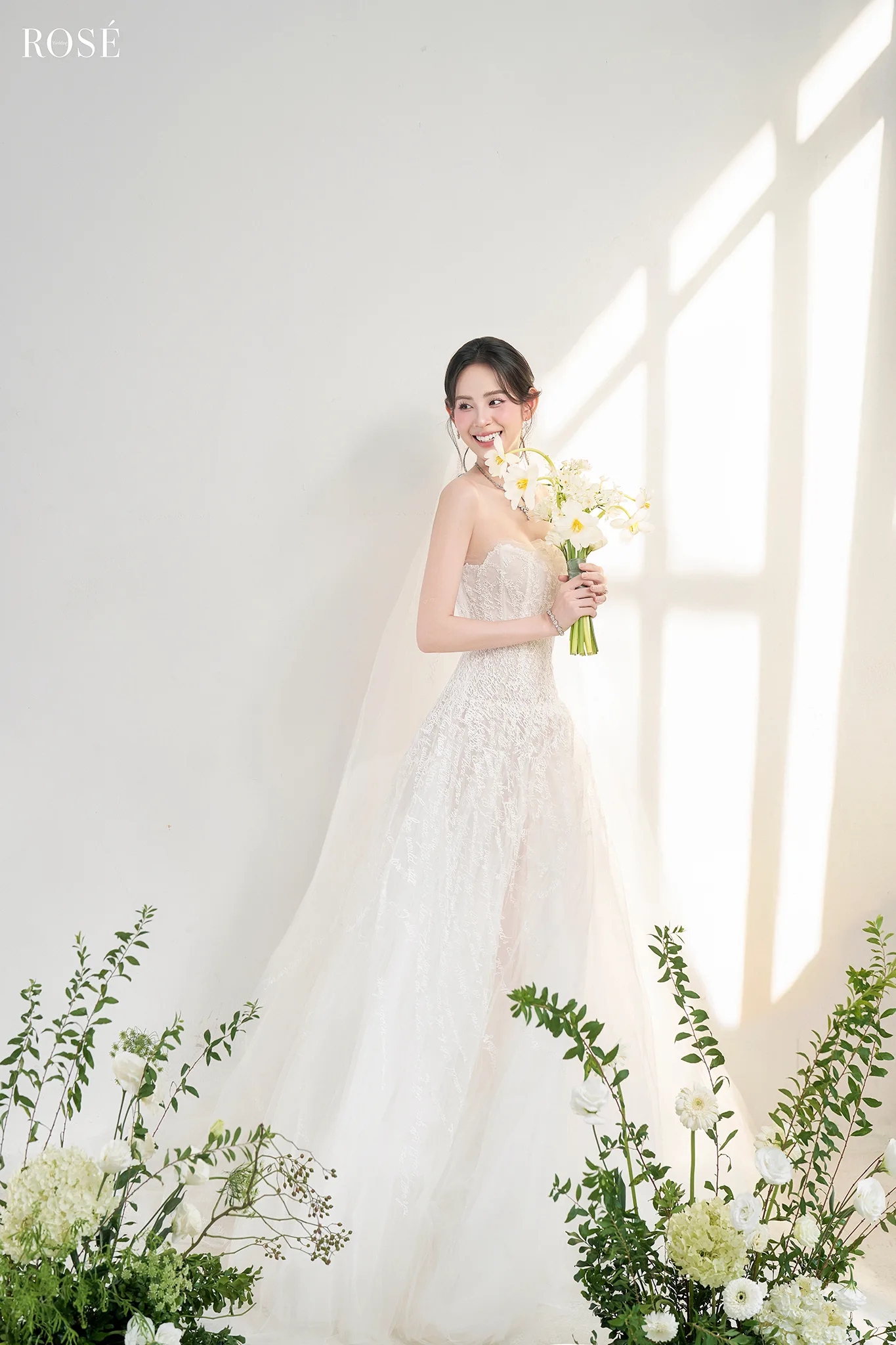 Chuyện của Hương & Liên · Rosé Wedding